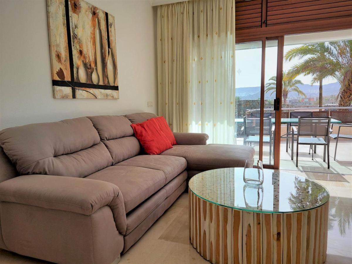 Casa Tauro Golf - Luxury With Sea View Ferienhaus *